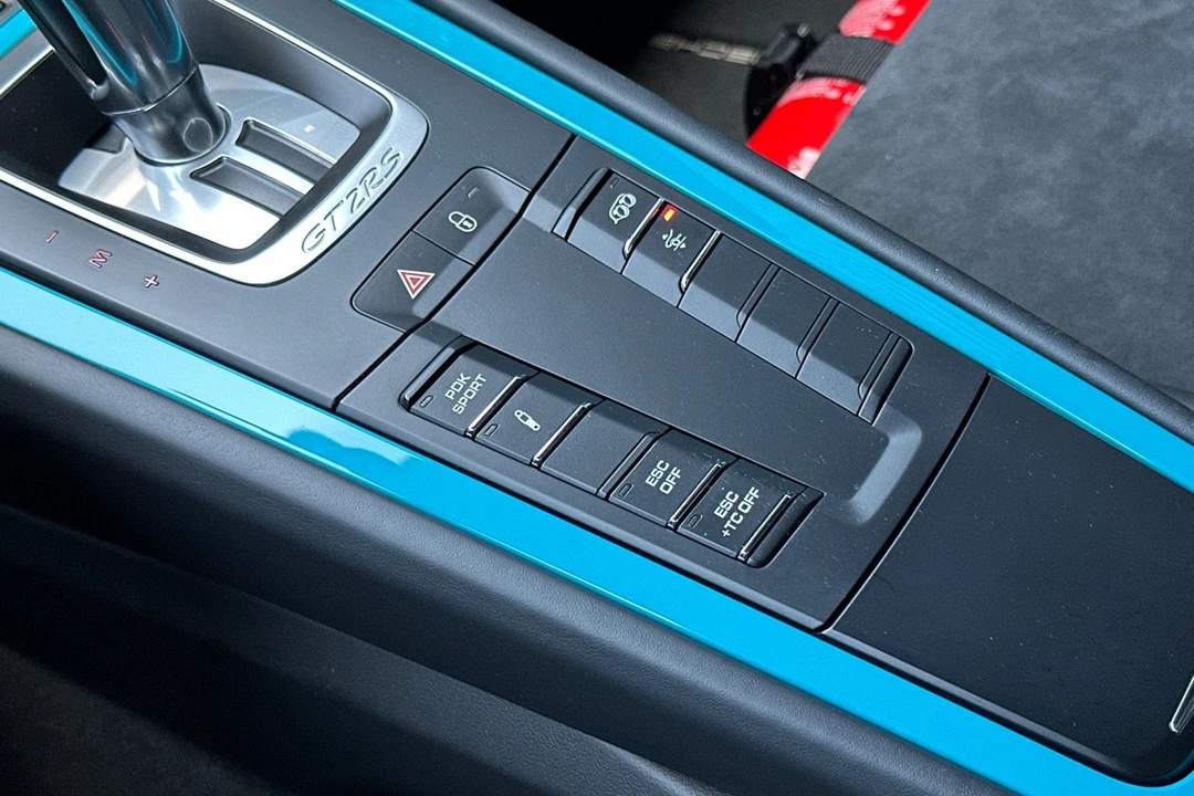 2018 Porsche 991 GT2 RS - Image 24 of 31
