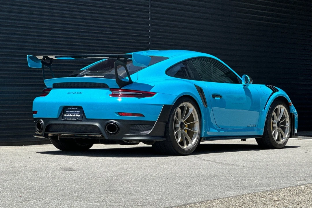 2018 Porsche 991 GT2 RS - Image 8 of 31