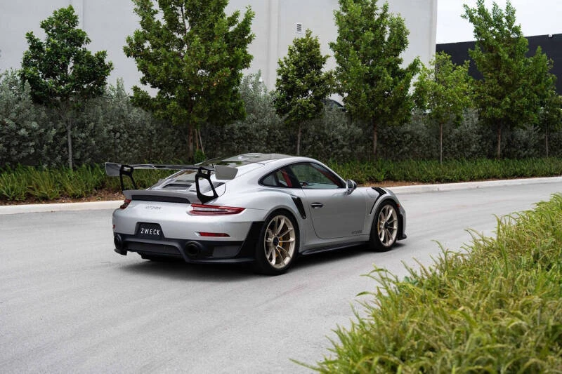 2018 Porsche 911 - Image 2 of 31