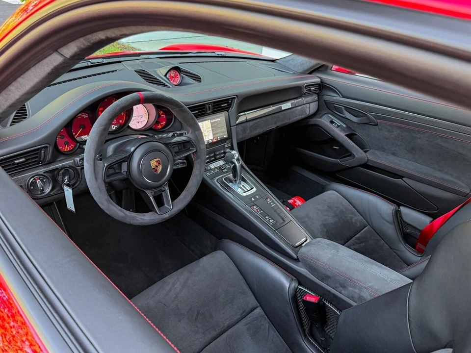 2018 Porsche 991 GT2 RS - Image 2 of 4