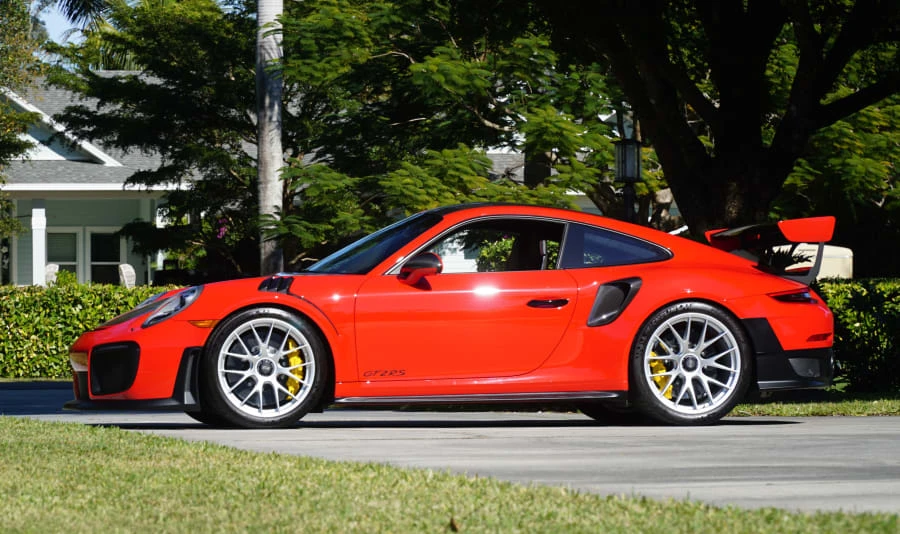 2018 Porsche 991 GT2 RS - Image 2 of 31