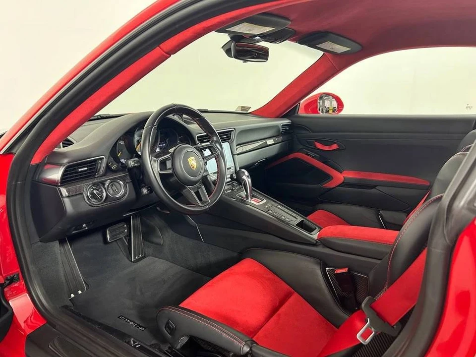 2018 Porsche 991 GT2 RS - Image 4 of 5