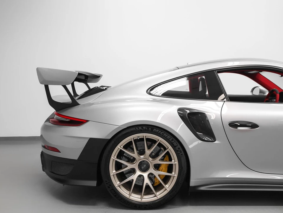 2018 Porsche 991 GT2 RS - Image 15 of 31