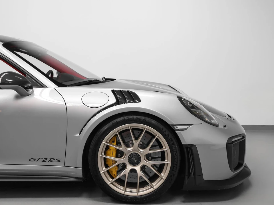 2018 Porsche 991 GT2 RS - Image 25 of 31