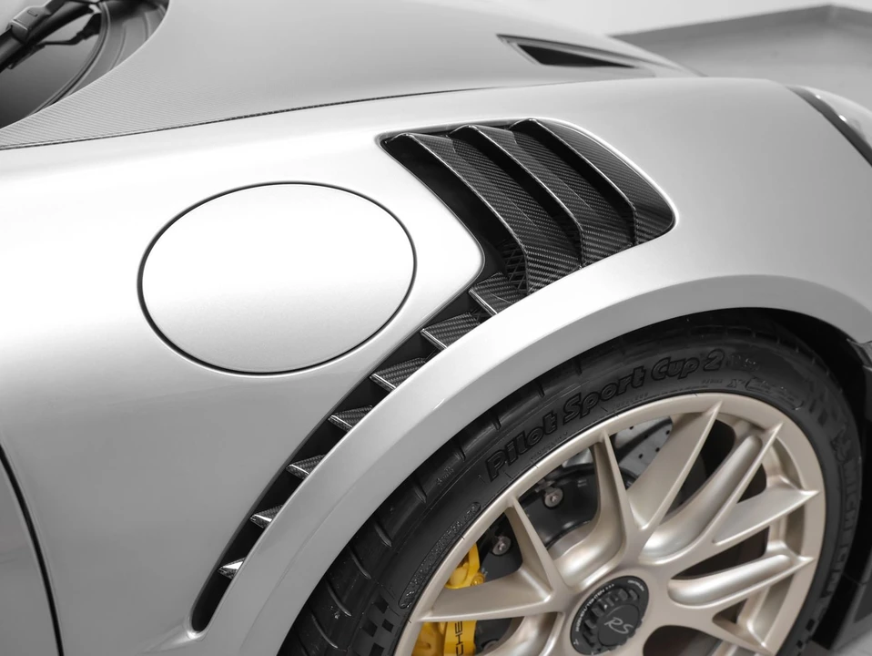2018 Porsche 991 GT2 RS - Image 26 of 31