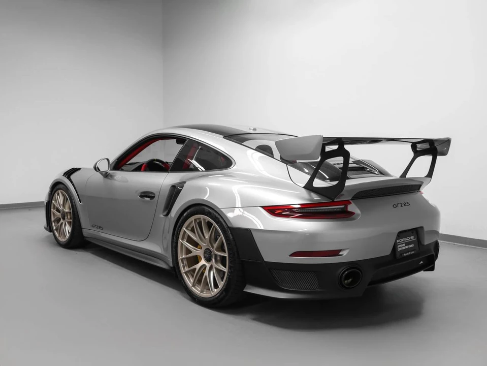 2018 Porsche 991 GT2 RS - Image 3 of 5