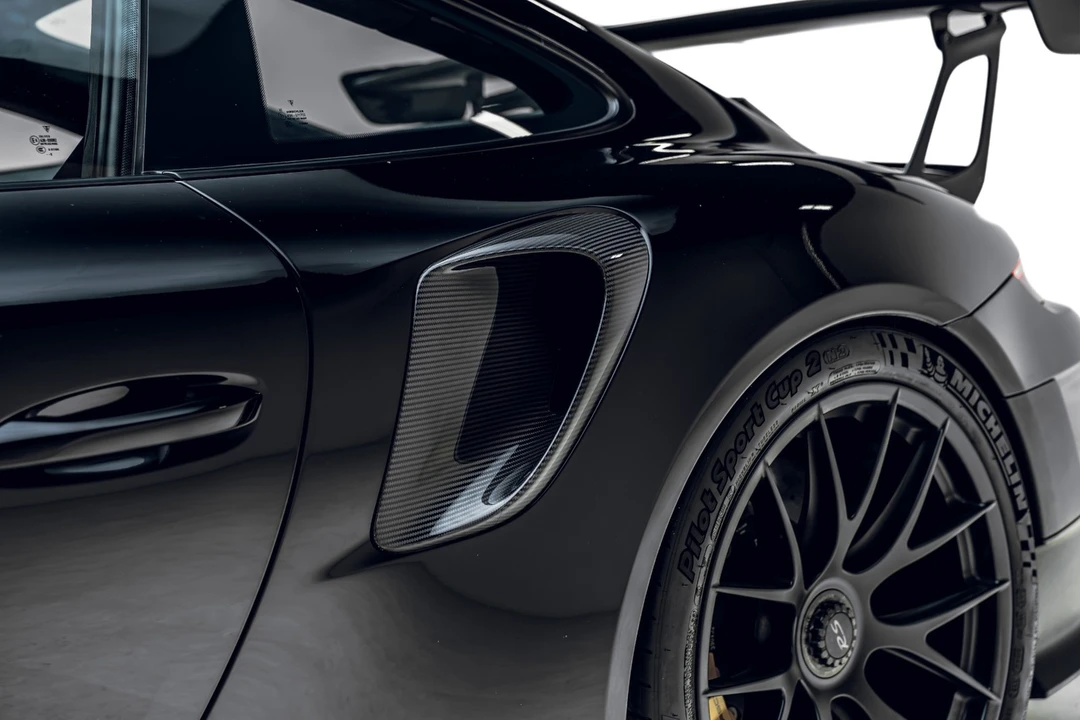 2018 Porsche 991 GT2 RS - Image 25 of 31