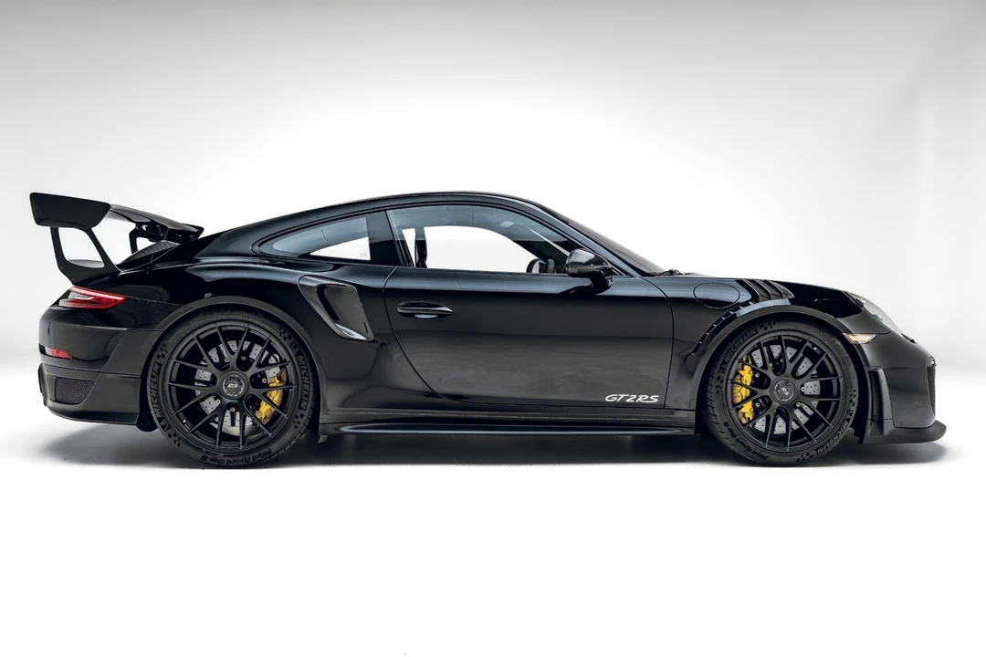 2018 Porsche 991 GT2 RS - Image 6 of 31