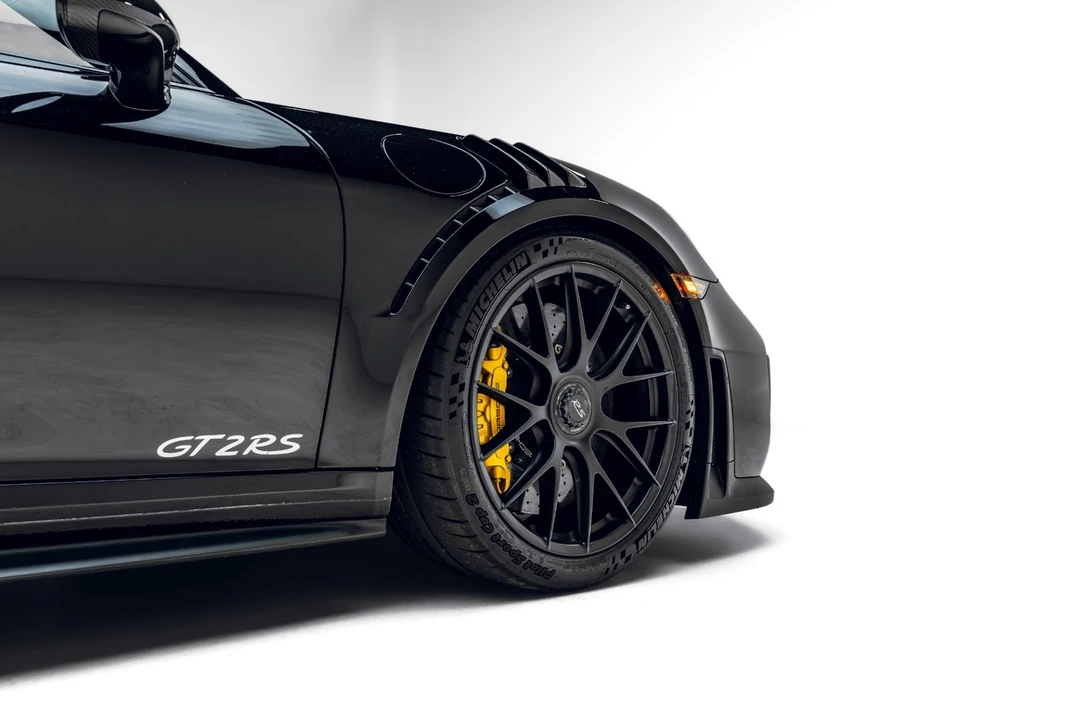 2018 Porsche 991 GT2 RS - Image 13 of 31