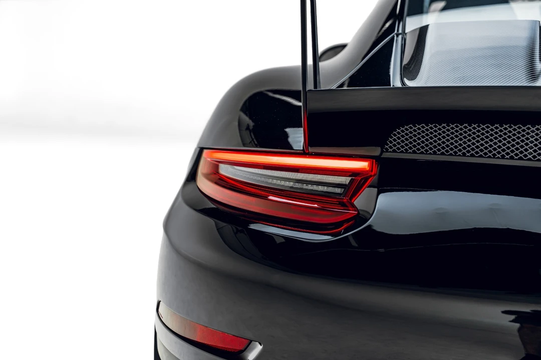 2018 Porsche 991 GT2 RS - Image 26 of 31
