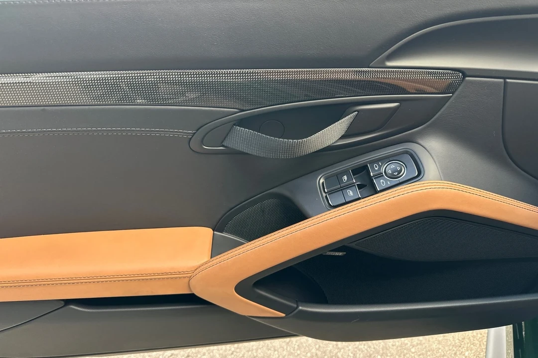 2018 Porsche 991 GT2 RS - Image 12 of 21