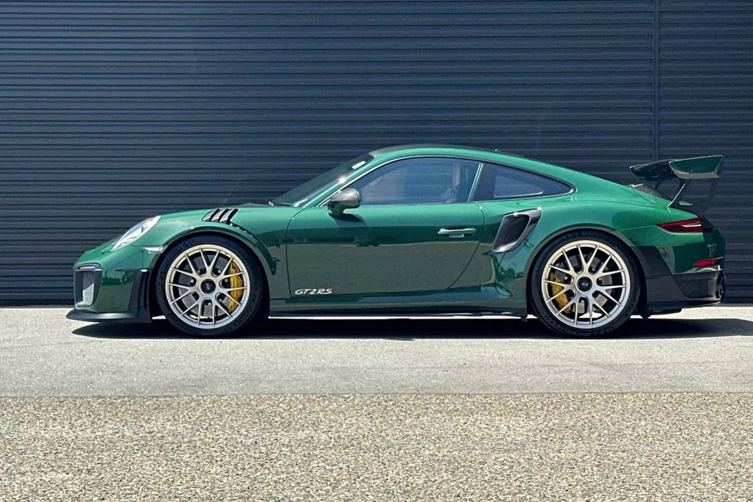 2018 Porsche 991 GT2 RS - Image 2 of 5