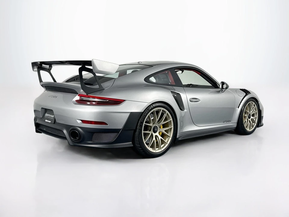 2018 Porsche 991 GT2 RS - Image 5 of 31