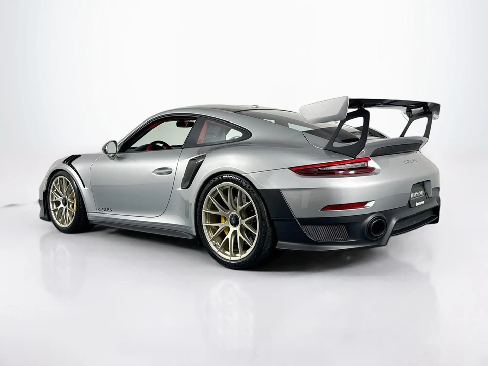 2018 Porsche 991 GT2 RS - Image 7 of 31