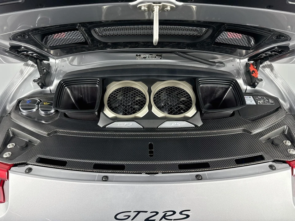 2018 Porsche 991 GT2 RS - Image 28 of 31