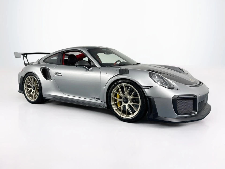 2018 Porsche 991 GT2 RS - Image 3 of 31