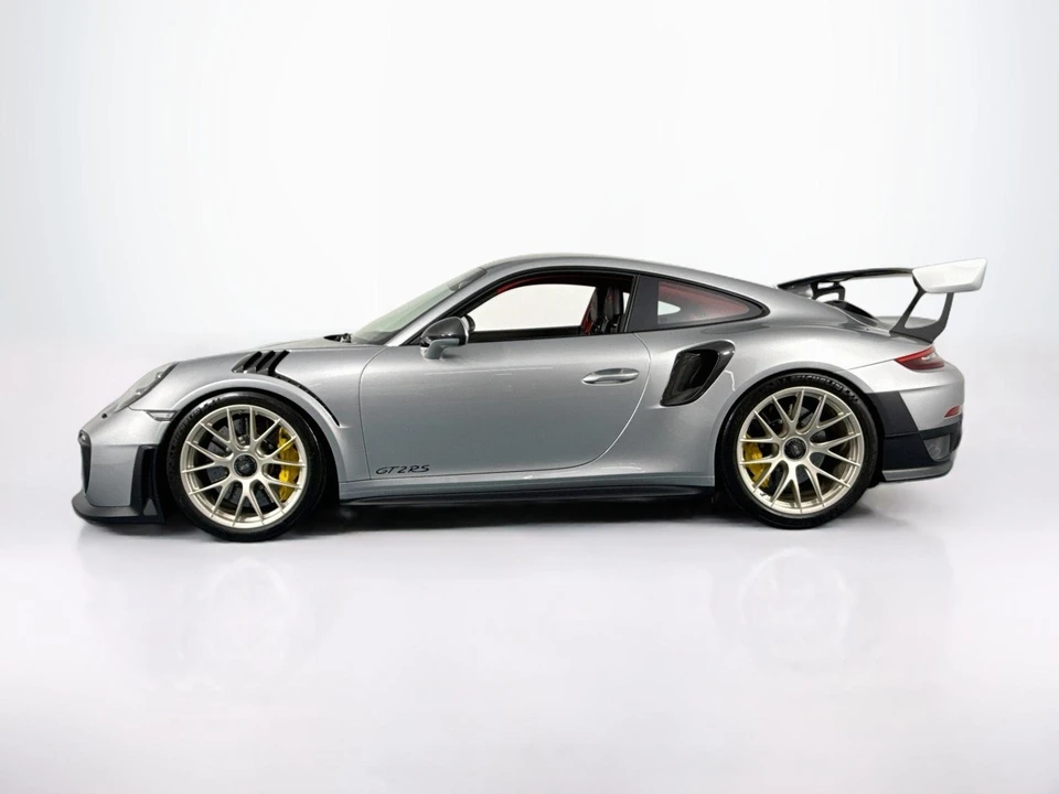 2018 Porsche 991 GT2 RS - Image 8 of 31