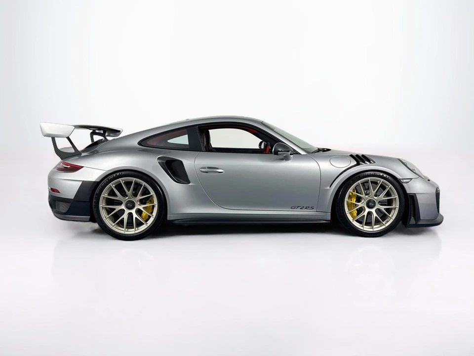 2018 Porsche 991 GT2 RS - Image 4 of 31