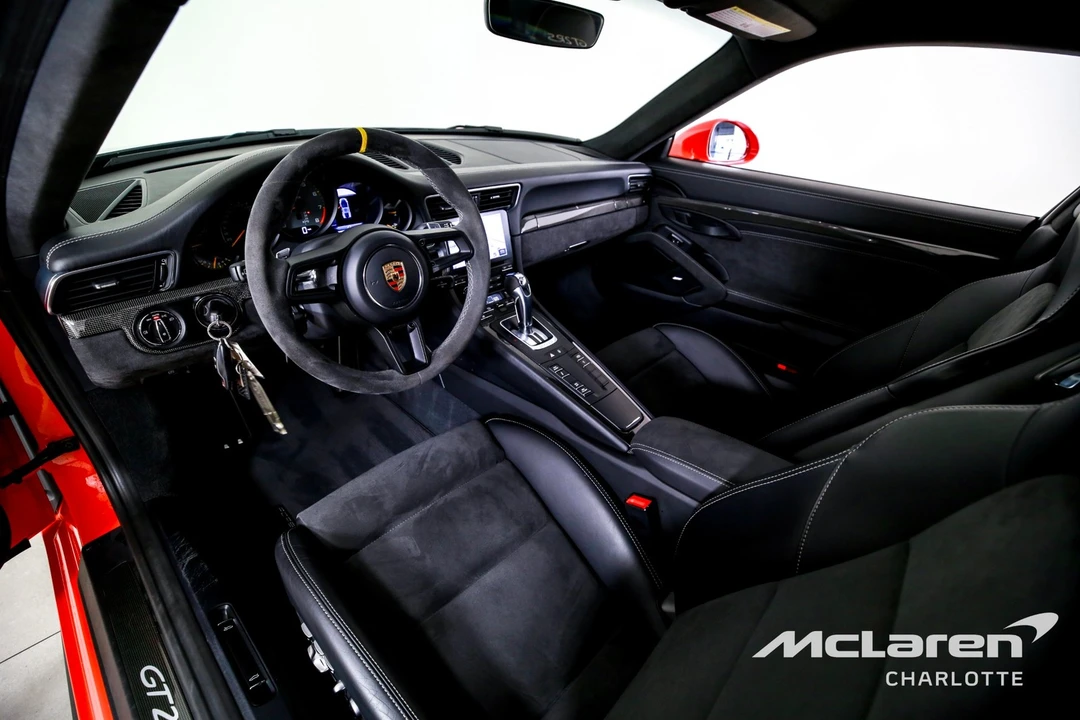 2018 Porsche - Image 12 of 31