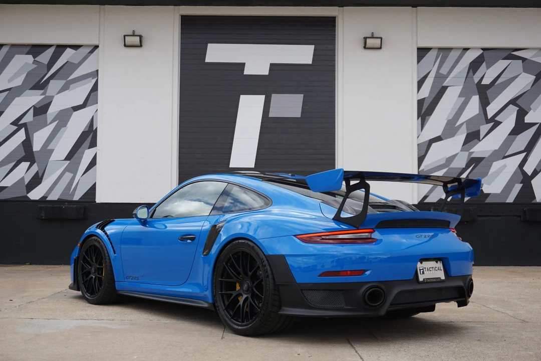 2018 Porsche 991 GT2 RS - Image 9 of 24