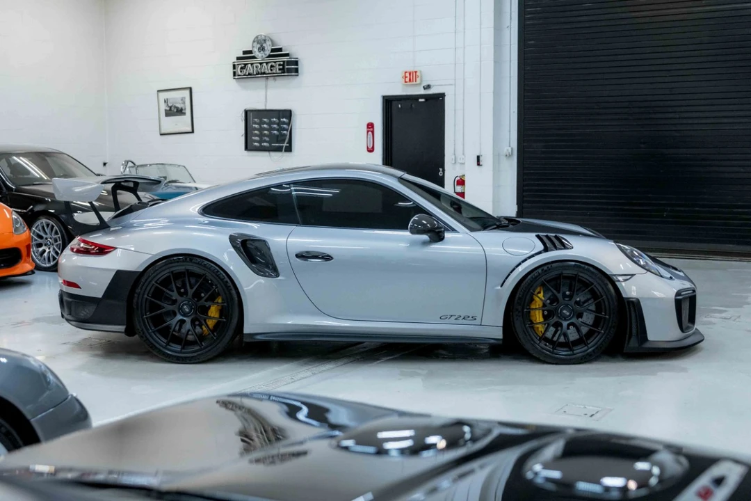 2018 Porsche 991 GT2 RS - Image 6 of 12