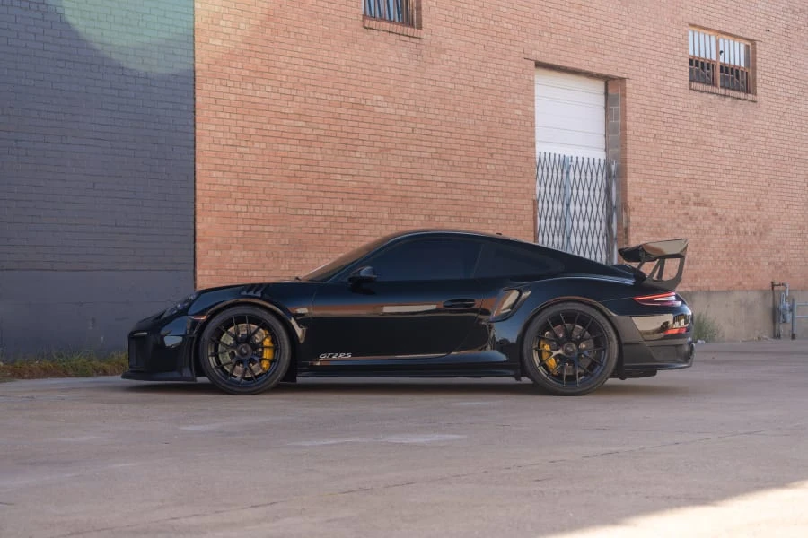 2018 Porsche 991 GT2 RS - Image 13 of 31