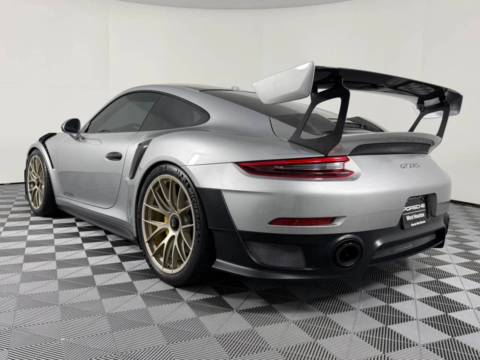 2018 Porsche 991 GT2 RS - Image 3 of 5
