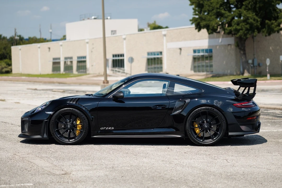 2018 Porsche 991 GT2 RS - Image 16 of 21