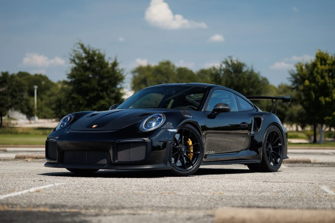 2018 Porsche 991 GT2 RS - Image 2 of 21