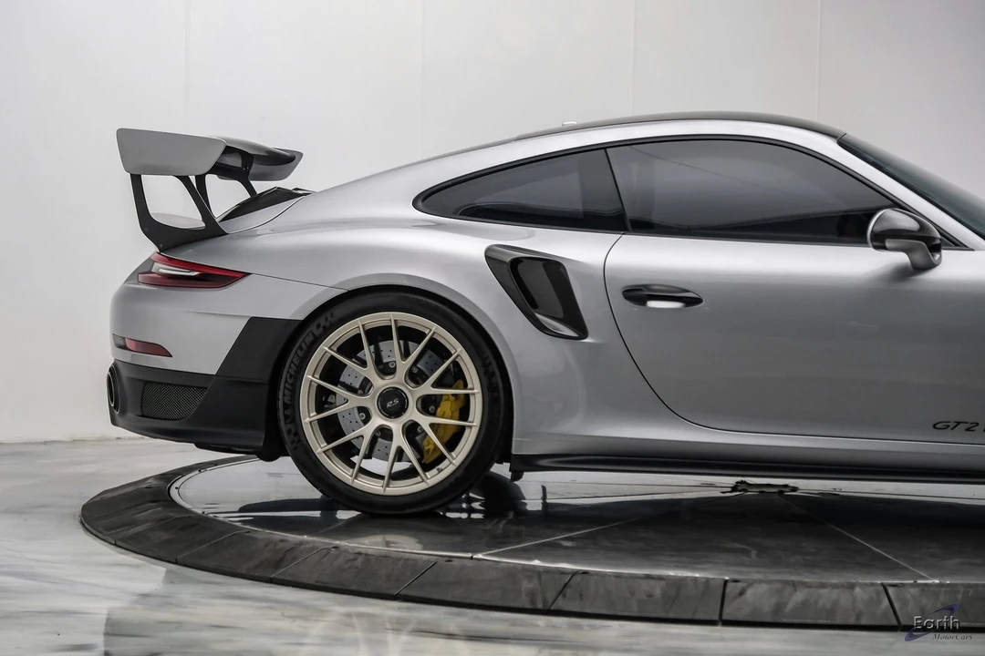 2018 Porsche 991 GT2 RS - Image 27 of 31