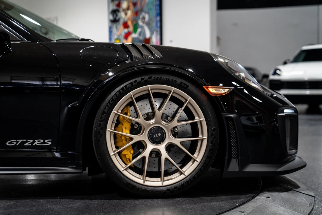 2018 Porsche 991 GT2 RS - Image 13 of 21