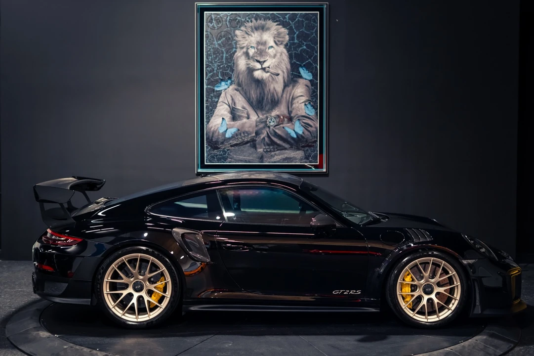 2018 Porsche 991 GT2 RS - Image 3 of 31
