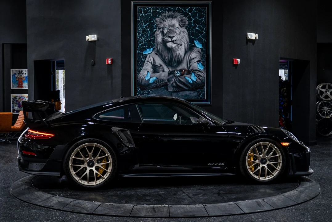 2018 Porsche 991 GT2 RS - Image 6 of 21
