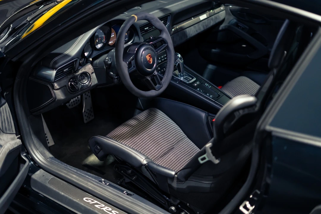 2018 Porsche 991 GT2 RS - Image 15 of 31