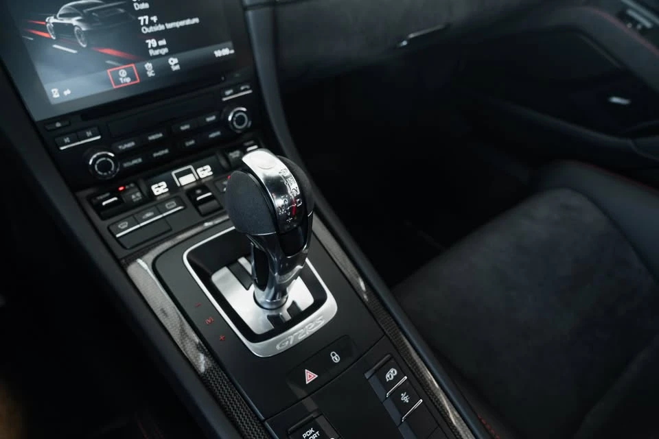 2018 Porsche 991 GT2 RS - Image 16 of 20