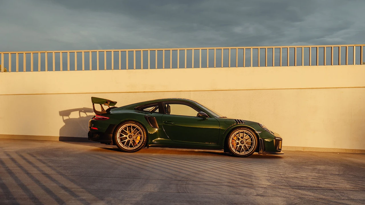 2018 Porsche 991 GT2 RS - Image 24 of 31