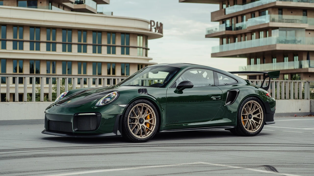 2018 Porsche 991 GT2 RS - Image 15 of 31
