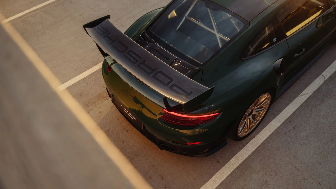 2018 Porsche 991 GT2 RS - Image 27 of 31