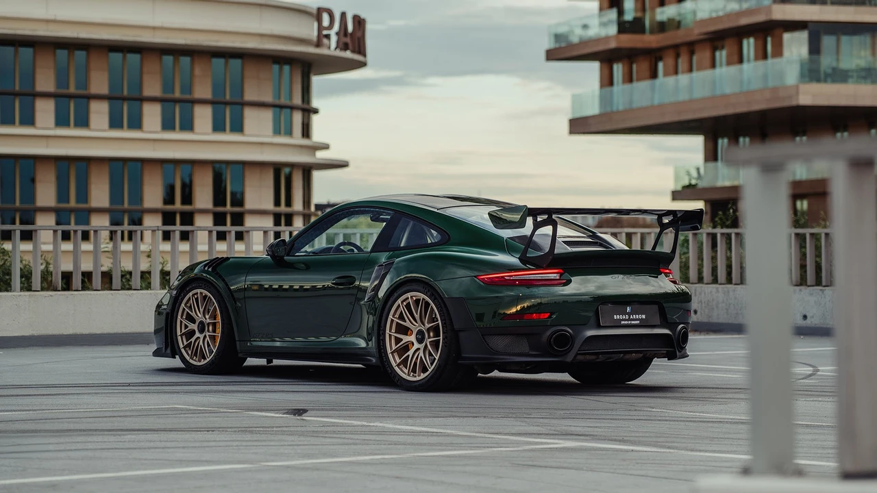 2018 Porsche 991 GT2 RS - Image 20 of 31