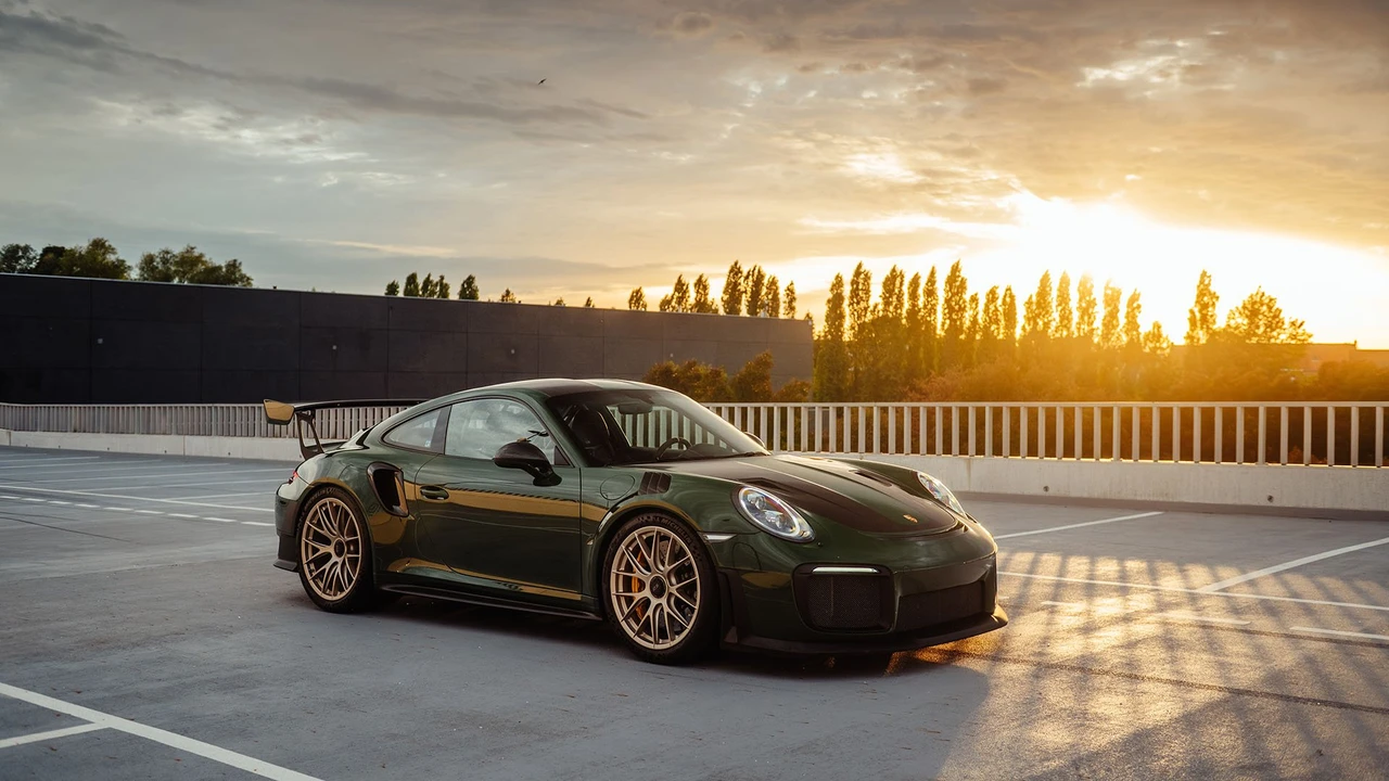 2018 Porsche 991 GT2 RS - Image 7 of 31