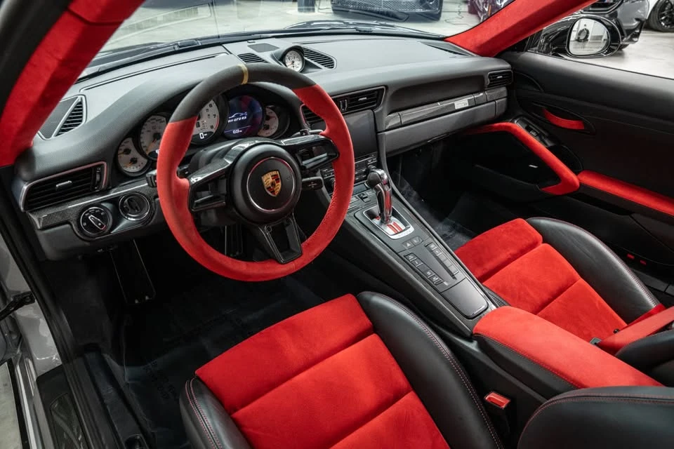 2018 Porsche 991 GT2 RS - Image 11 of 19