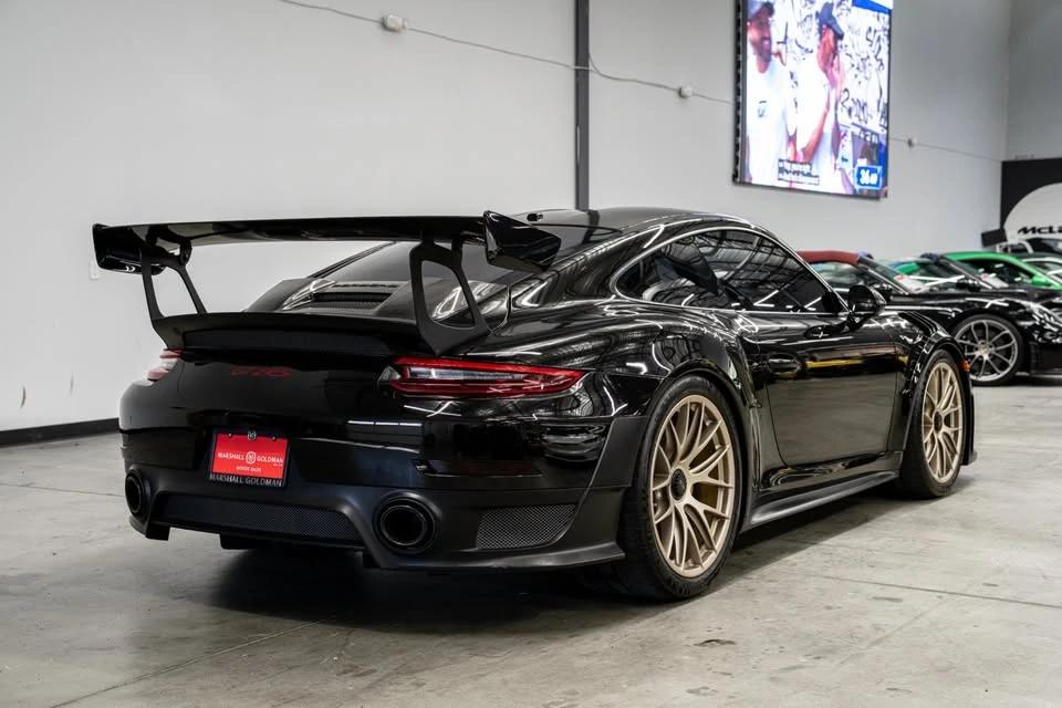 2018 Porsche 991 GT2 RS - Image 7 of 19