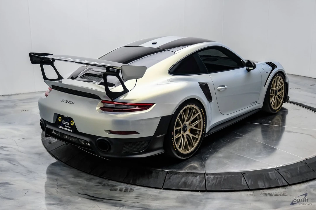 2018 Porsche 991 GT2 RS - Image 21 of 31