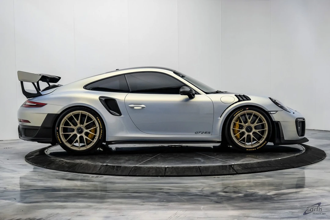 2018 Porsche 991 GT2 RS - Image 24 of 31