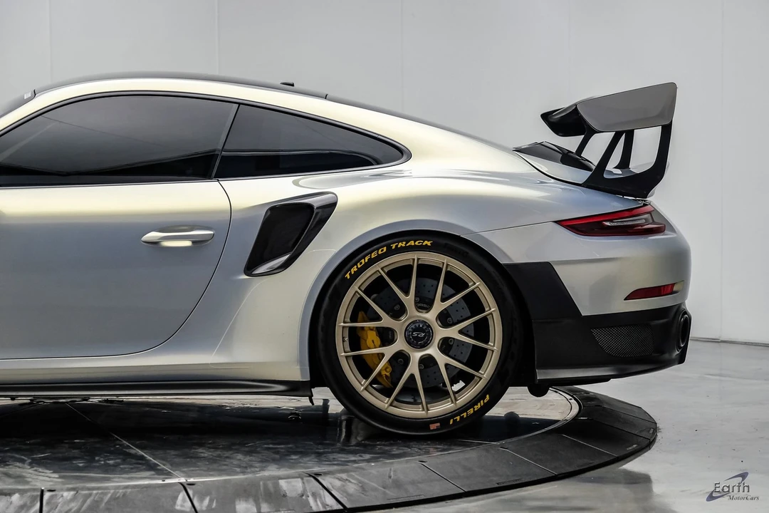 2018 Porsche 991 GT2 RS - Image 11 of 31