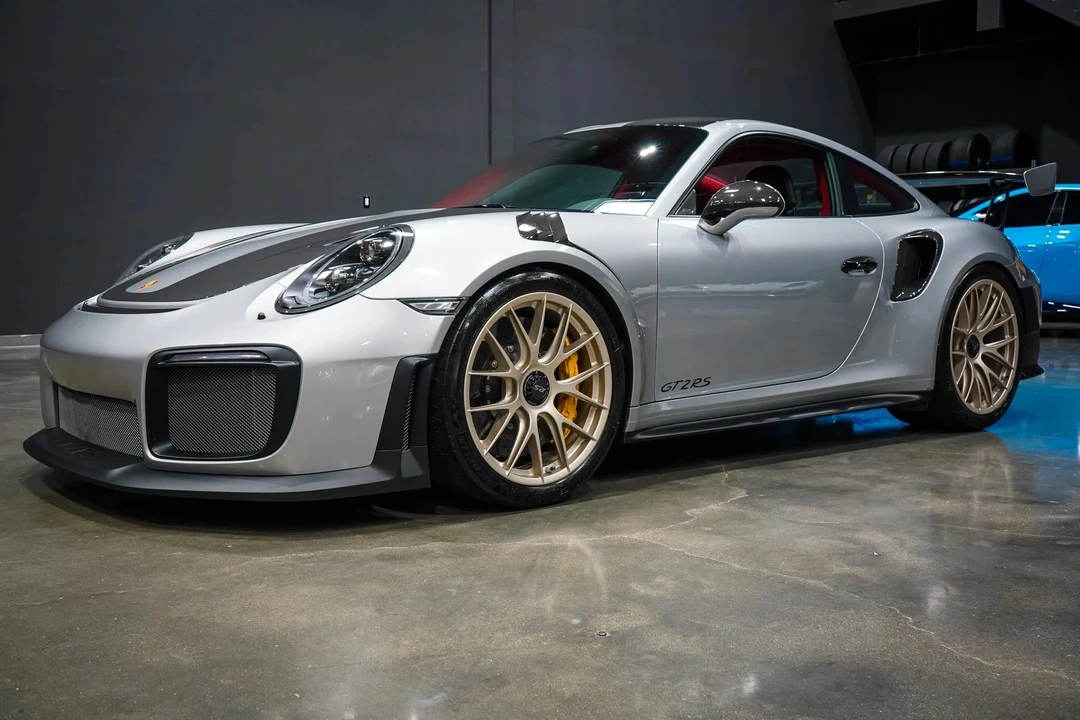 2018 Porsche 991 GT2 RS - Image 10 of 31