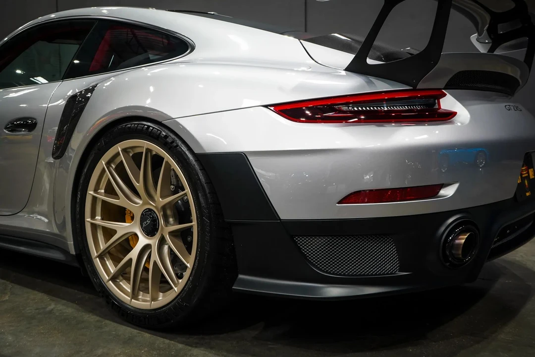 2018 Porsche 991 GT2 RS - Image 21 of 31