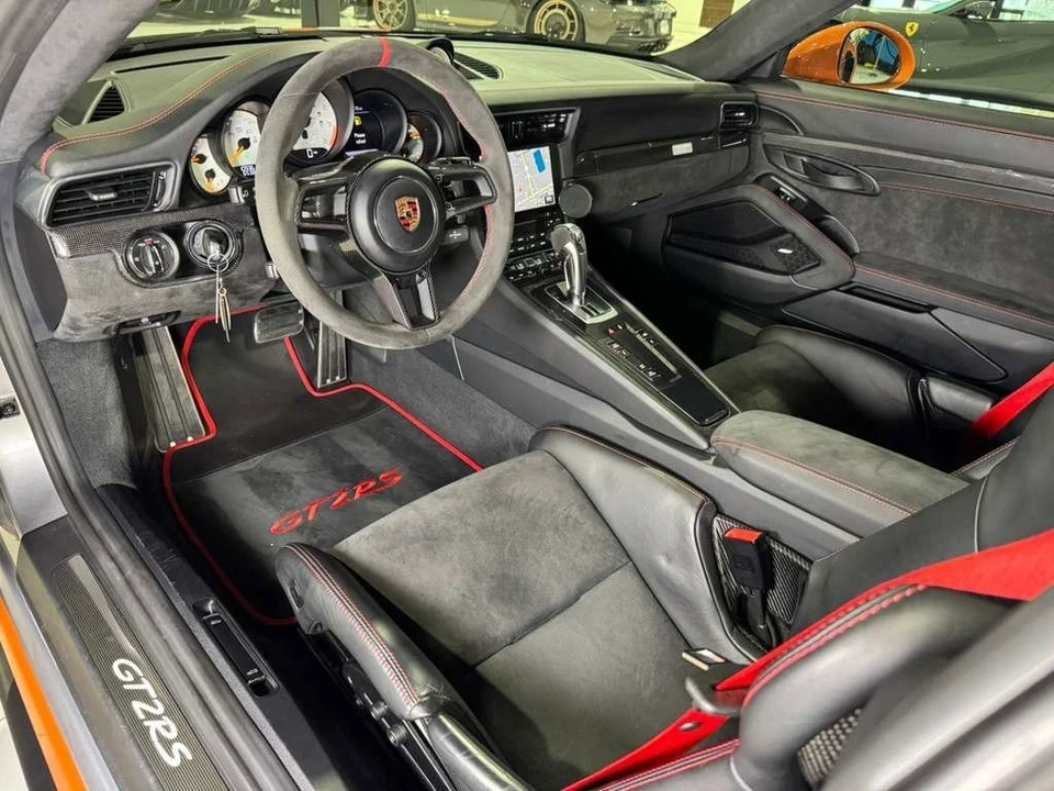 2018 Porsche 991 GT2 RS - Image 9 of 12
