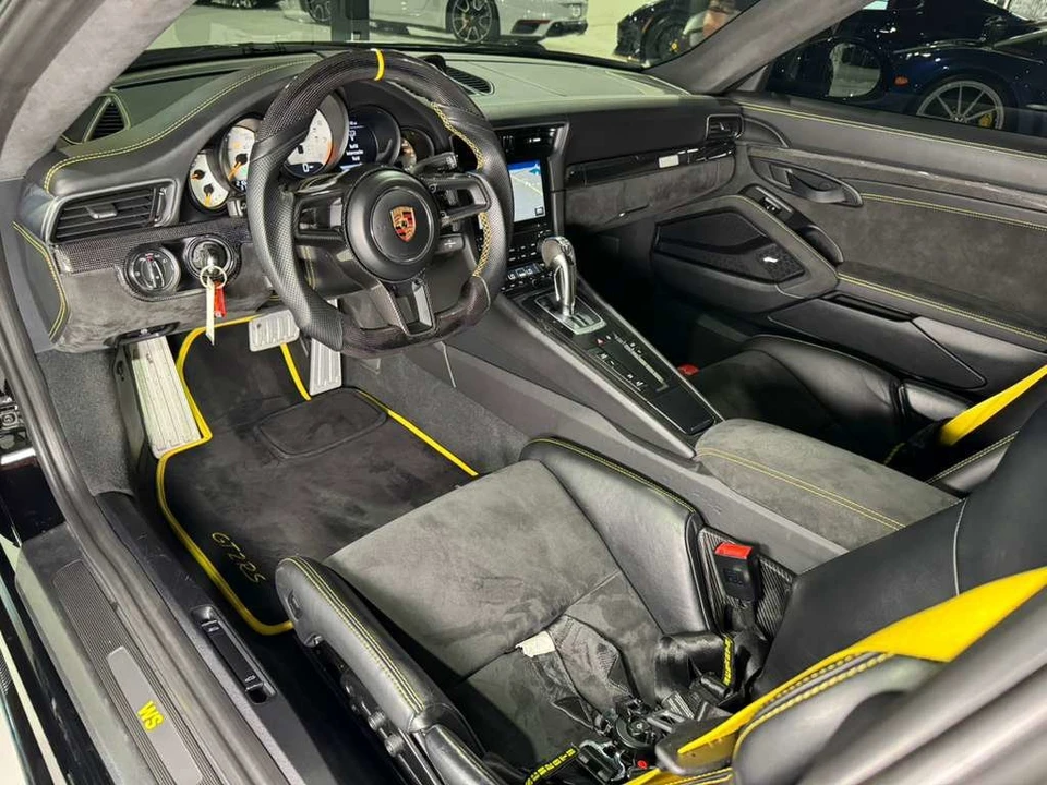 2018 Porsche 991 GT2 RS - Image 9 of 12