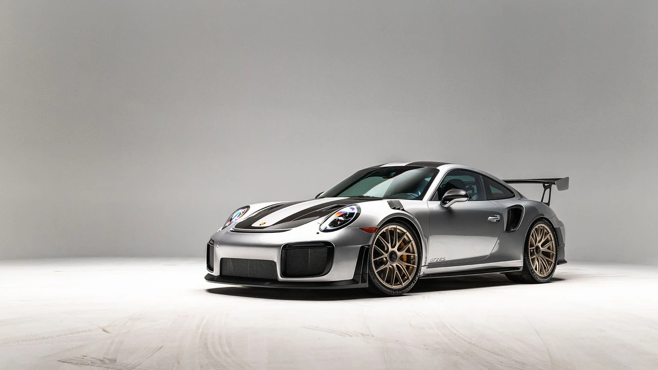 2018 Porsche 991 GT2 RS - Image 12 of 31